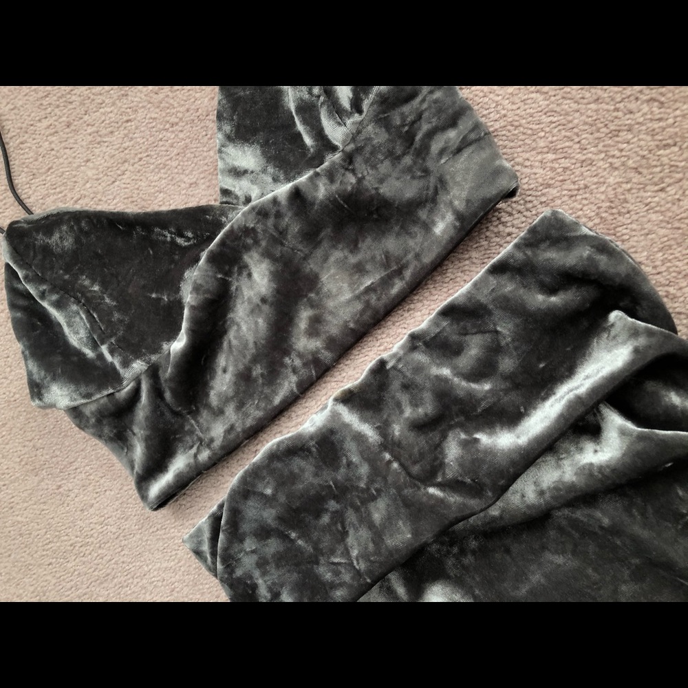 2 Piece Grey Set - Picture 2 of 3
